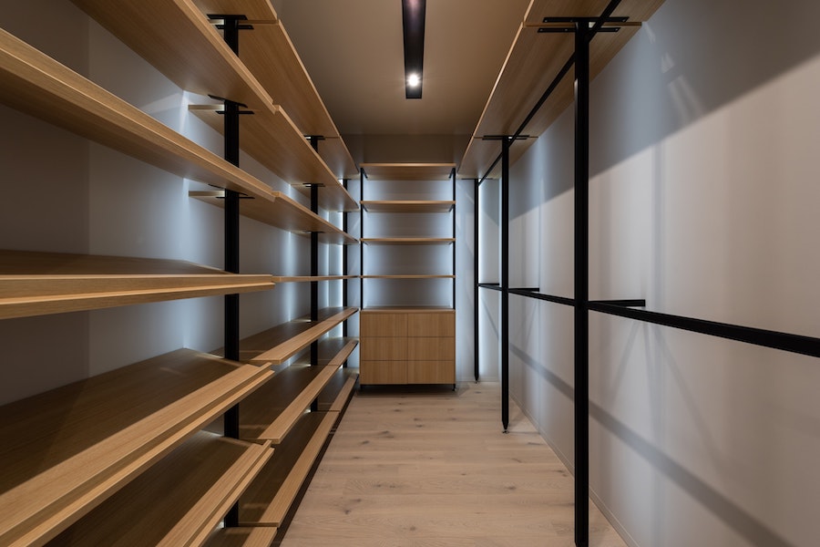 woodwork closet design