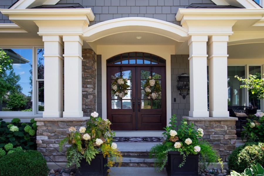 How to Choose the Best Custom Wood Exterior Doors for Your Home